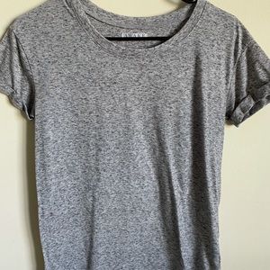 Gray tshirt